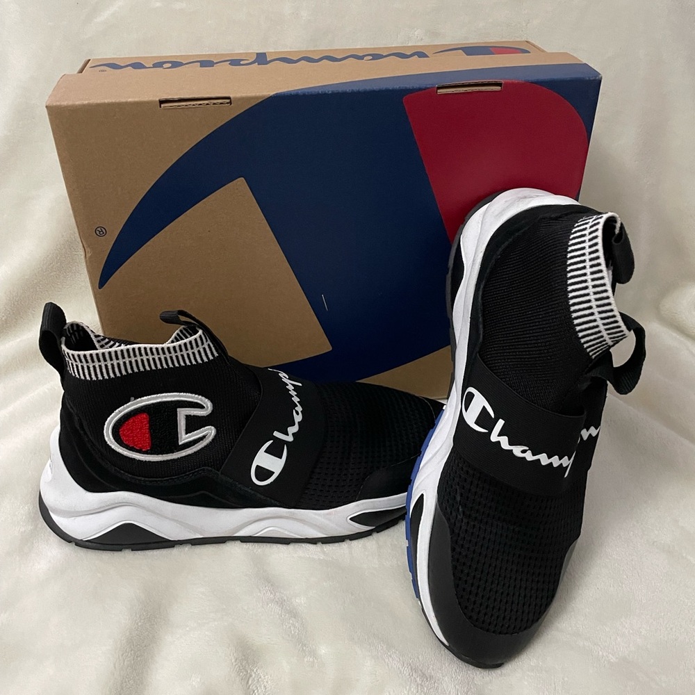 Champion Rally Pro tennis shoes. Never worn.